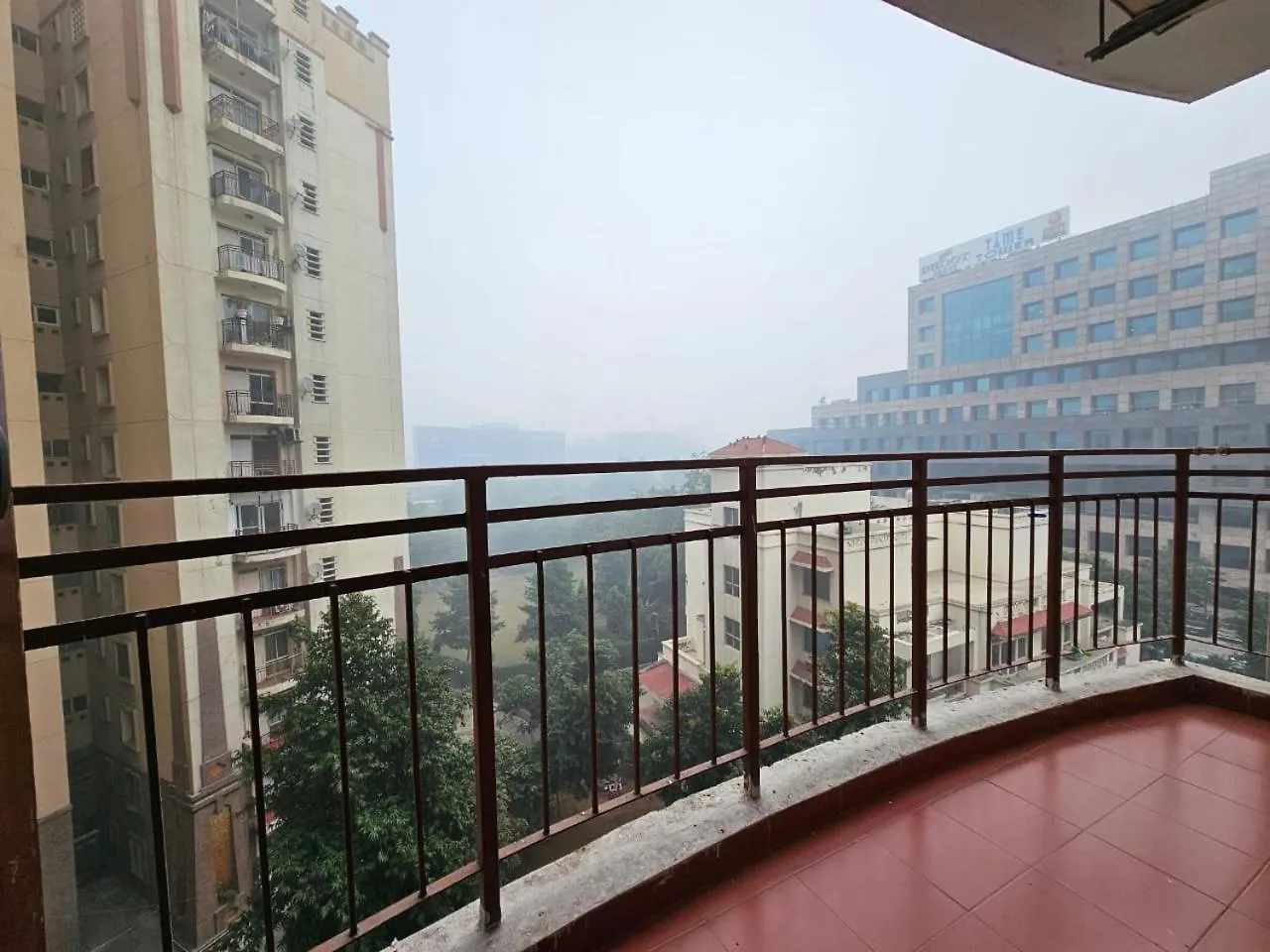 Bright Gurgaon Apartman