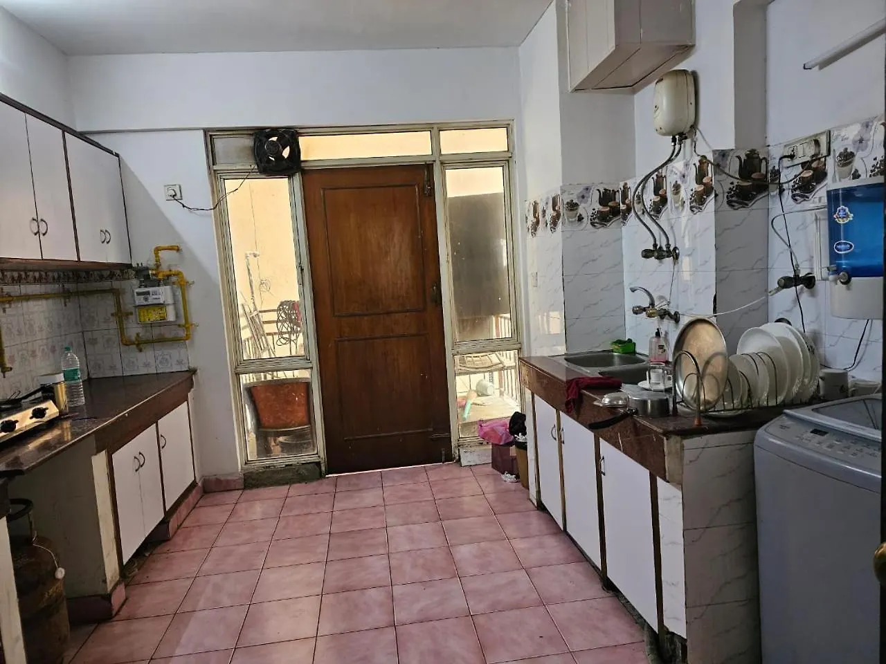 Bright Gurgaon Apartman 0*,